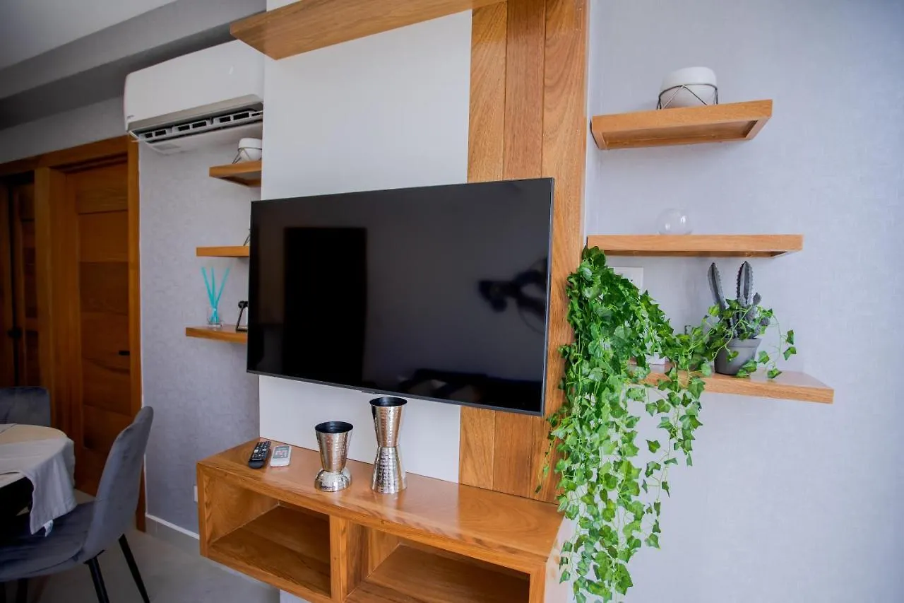 Stylish City Condo W- Pool Gym Panoramic Views Santo Domingo 0*,  Dominicaanse Republiek